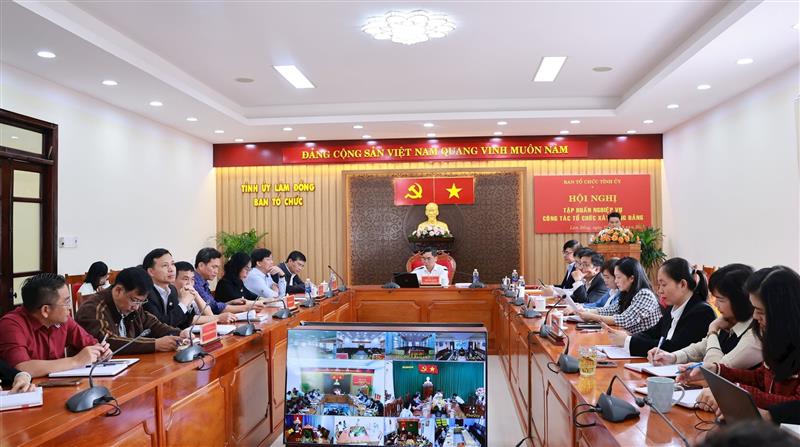 Quán triệt, hướng dẫn các văn bản mới của Trung ương về tổ chức xây dựng Đảng luôn được Ban Tổ chức Tỉnh ủy triển khai kịp thời.