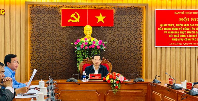 Đồng chí Nguyễn Thái Học - Quyền Bí thư Tỉnh uỷ chủ trì hội nghị tại điểm cầu Lâm Đồng