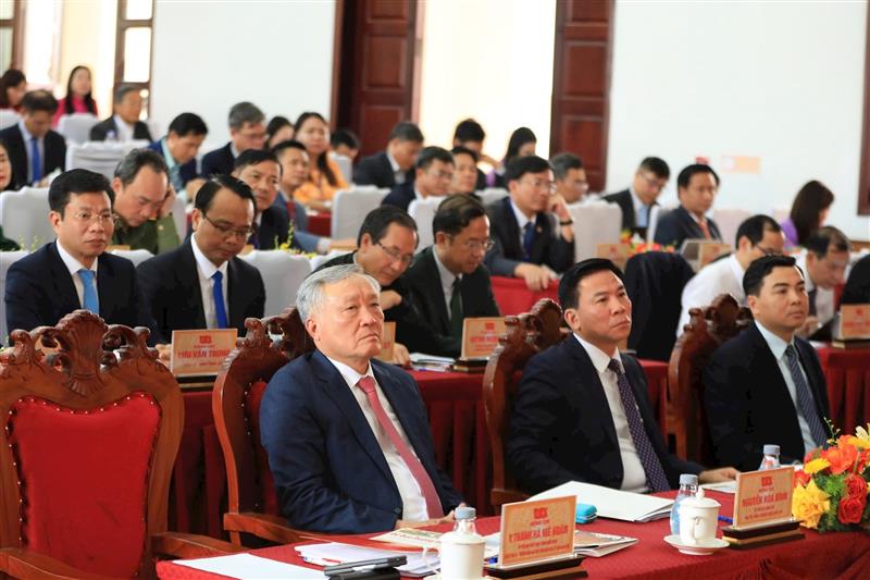 Các đại biểu dự hội nghị