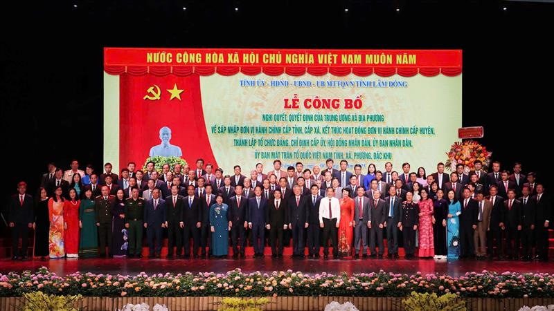 Ban Chấp hành Đảng bộ tỉnh Lâm Đồng mới ra mắt