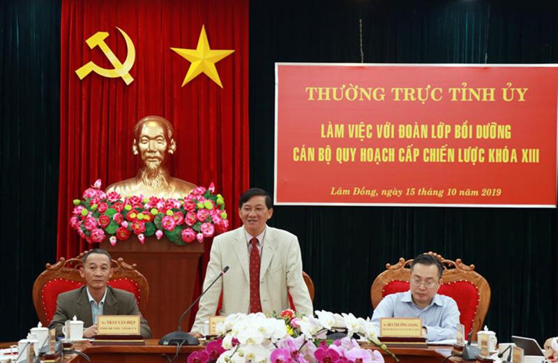 Phó Bí thư Thường trực Tỉnh ủy phát biểu tại buổi làm việc