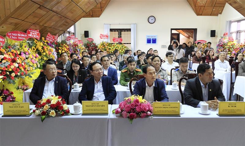 Đại diện lãnh đạo tỉnh Lâm Đồng tham dự lễ