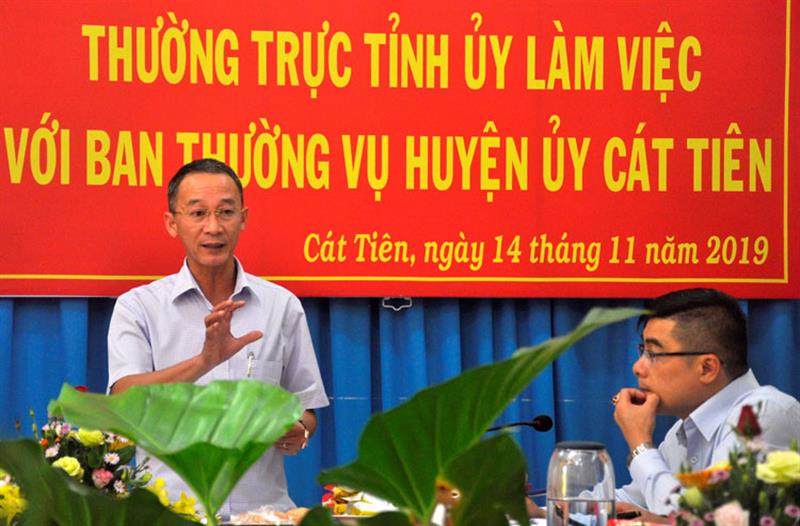 Đồng chí Trần Văn Hiệp phát biểu kết luận tại hội nghị